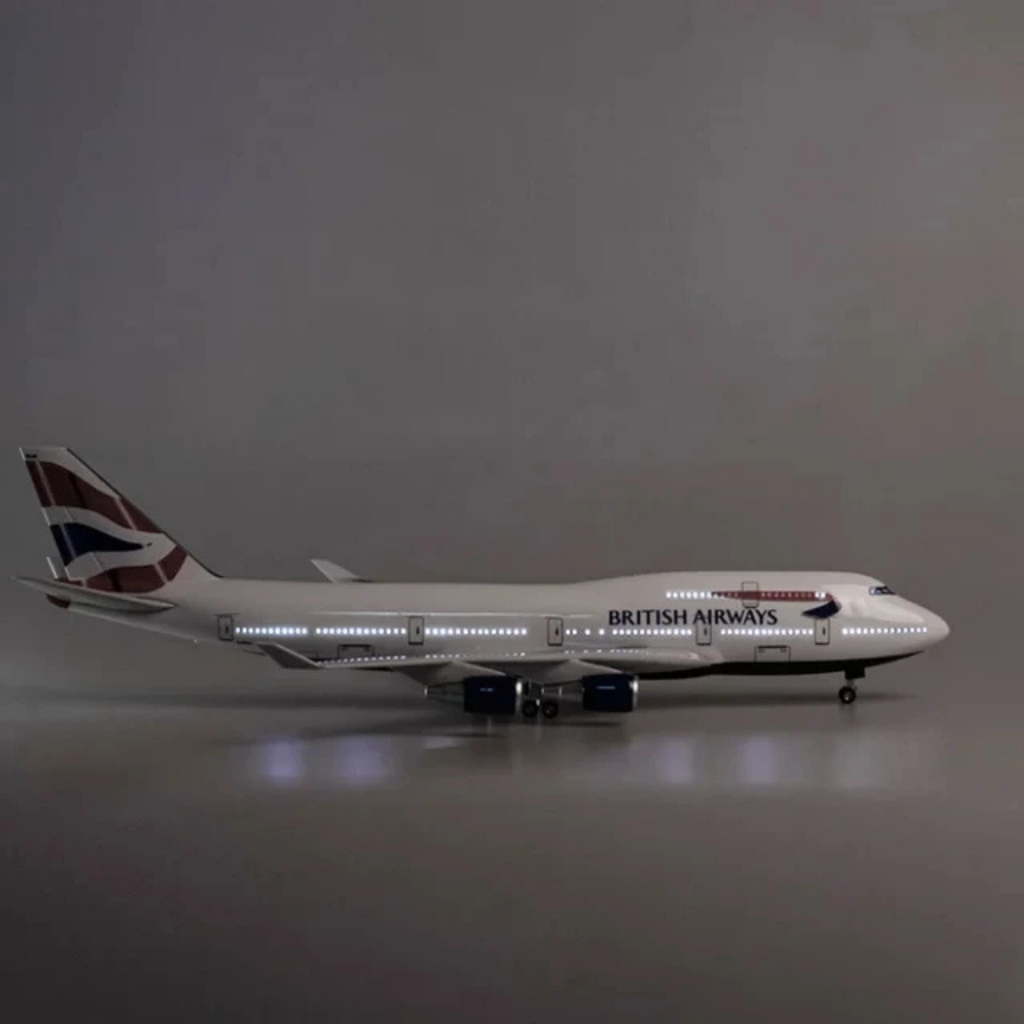 British Airways Boeing 747-400 1:130 Scale Model Aircraft – LED Cabin & Cockpit Lighting – Collectible Display Plane