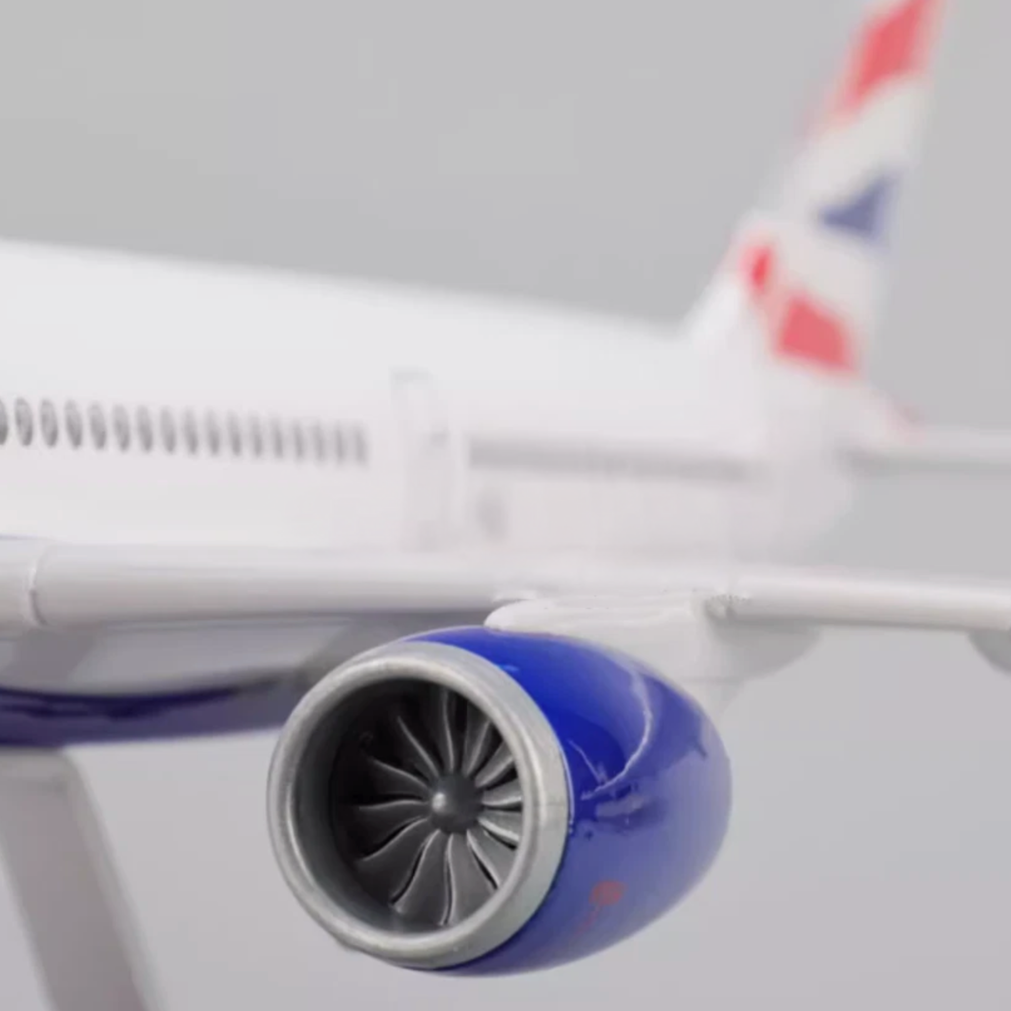 British Airways Airbus A350-1000 1:142 Scale Model Aircraft – LED Cabin & Cockpit Lighting – Collectible Display Plane