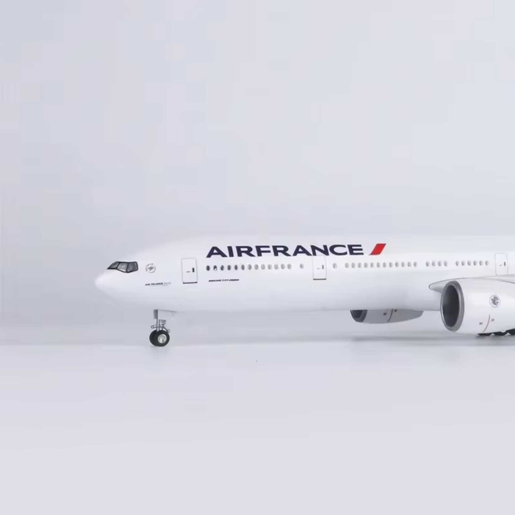 Air France Boeing 777-300 1:157 Scale Model Aircraft – LED Cabin & Cockpit Lighting – Collectible Display Plane