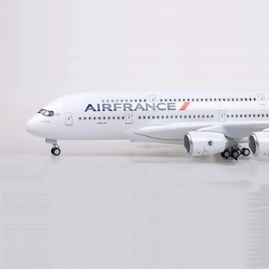 Air France Airbus A380-800 1:160 Scale Model Aircraft – LED Cabin & Cockpit Lighting – Collectible Display Plane