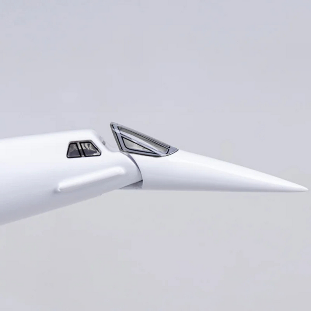 British Airways Concorde 1:125 Scale Model Aircraft – LED Cabin & Cockpit Lighting – Collectible Display Plane