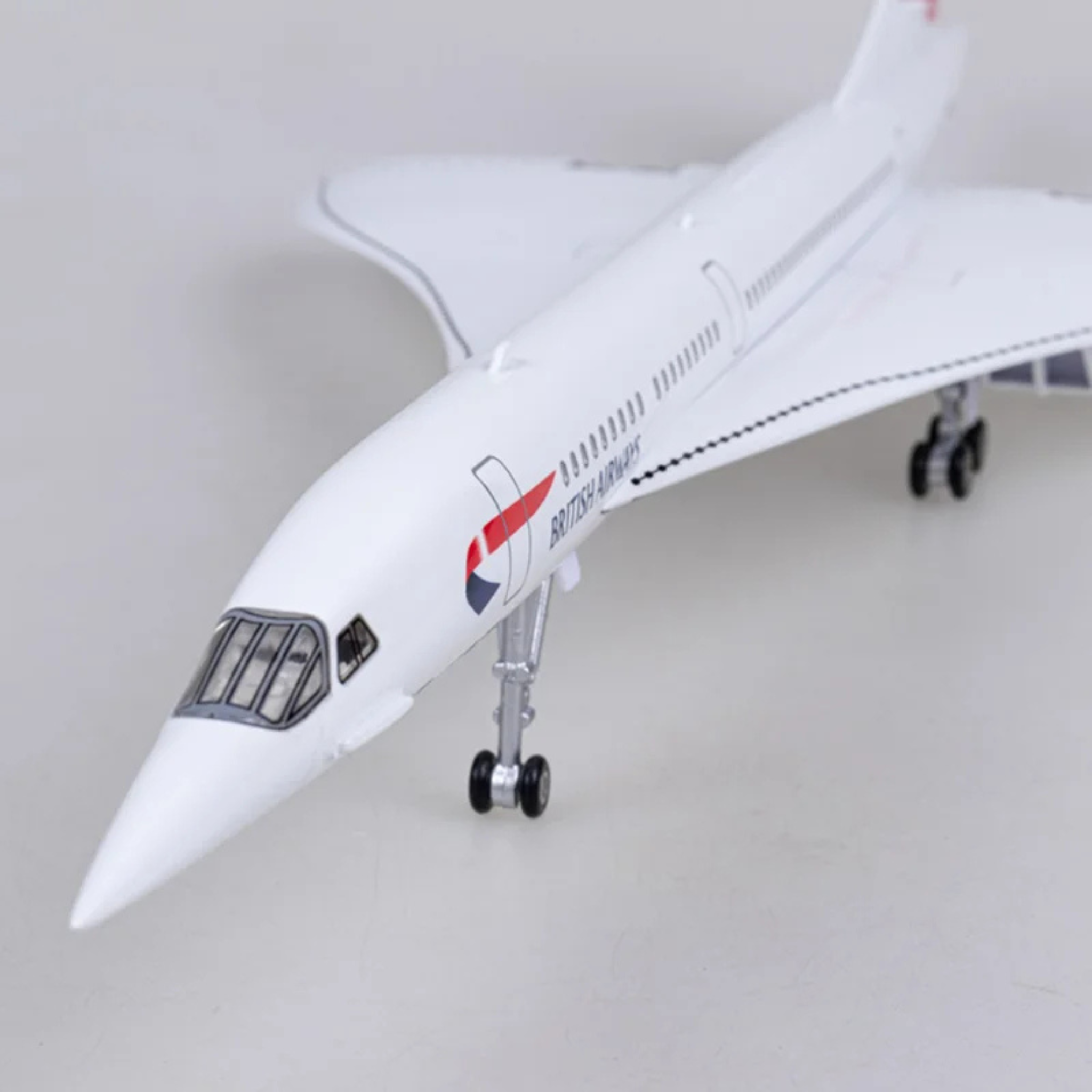 British Airways Concorde 1:125 Scale Model Aircraft – LED Cabin & Cockpit Lighting – Collectible Display Plane