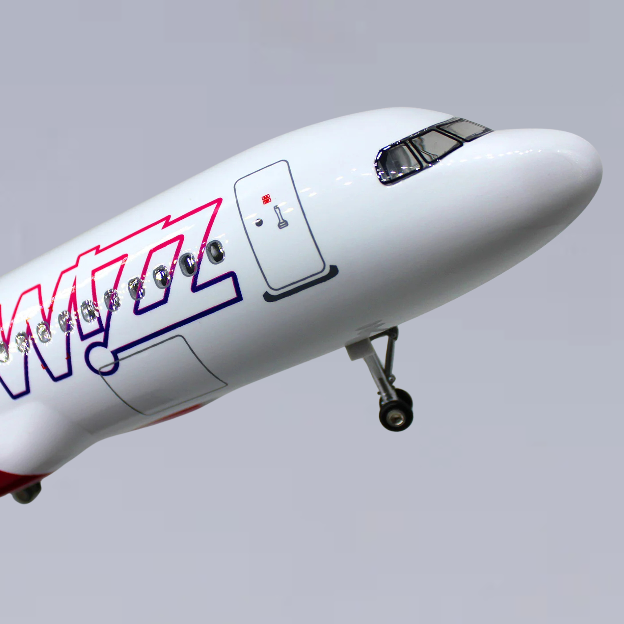 Wizzair Airbus A320neo 1:80 Scale Model Aircraft – LED Cabin & Cockpit Lighting – Collectible Display Plane